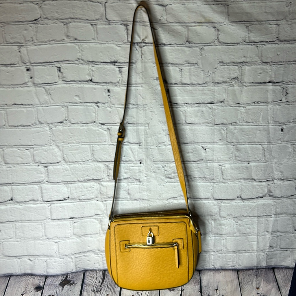 Nwot Kelly  Katie Crossbody Tan PurseBrand New
